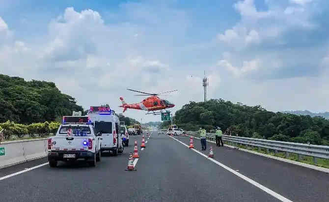 广安区高速公路汽车救援案例